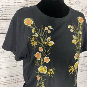 Vibe 'N Floral Shirt Top Women's M Black Embroidered Art Casual Classic Color